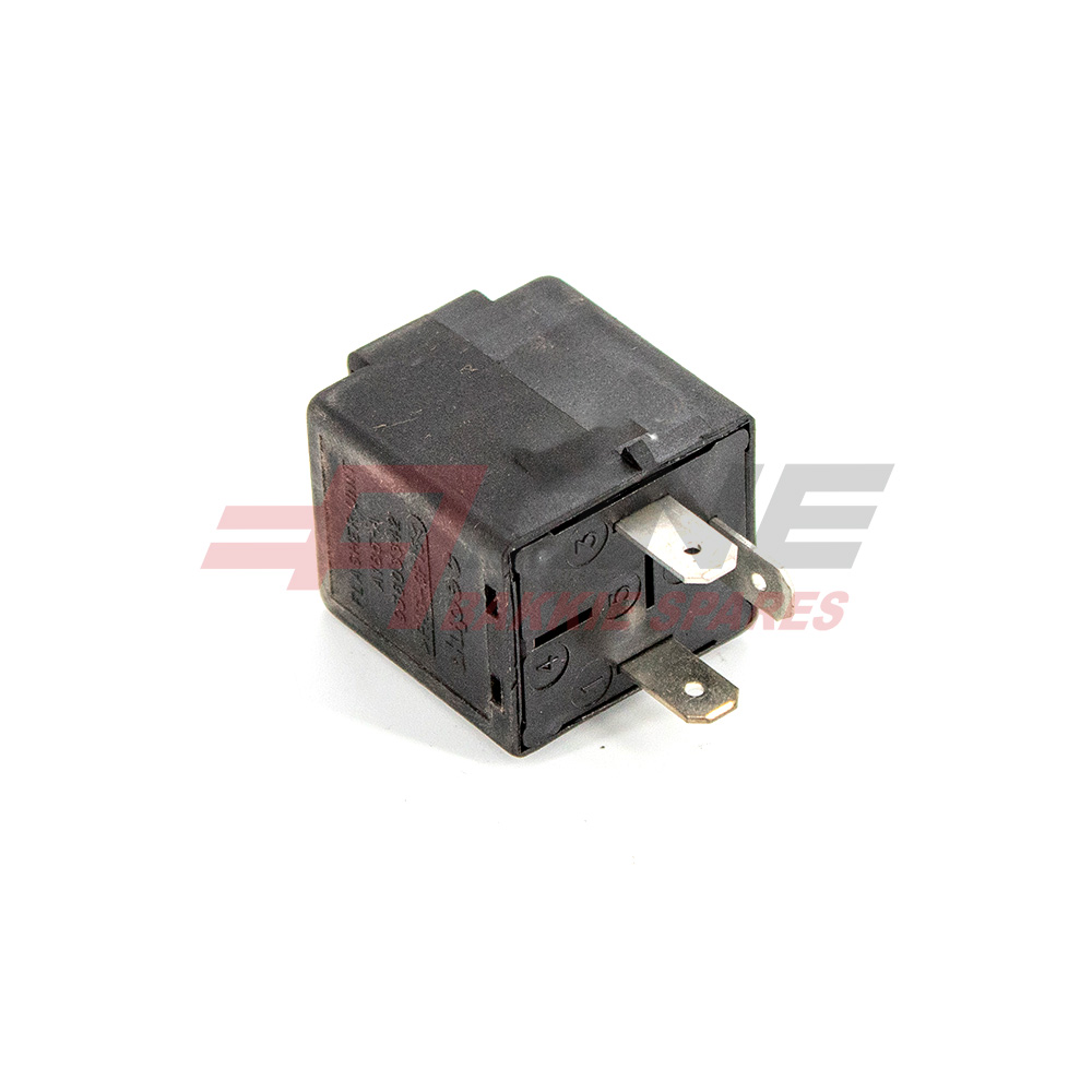 Flasher Unit Isuzu for ISUZU KB320 FRONTIER SUV — view 3
